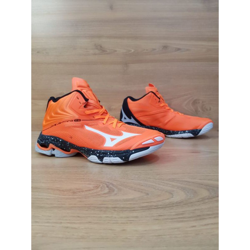 MIZUNO WLZ 6 MID