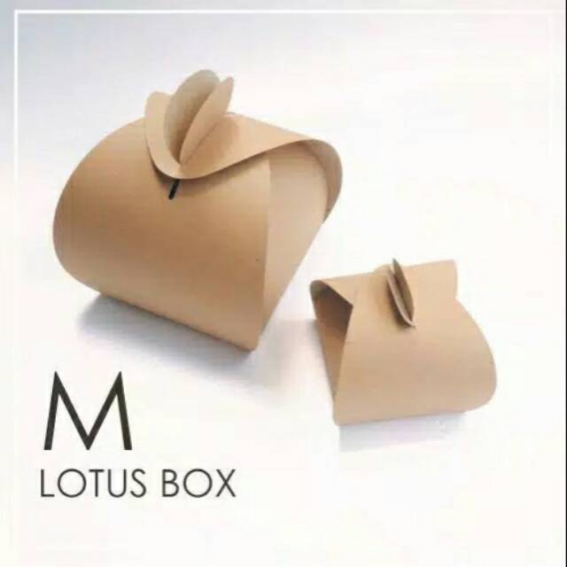 

LOTUS BOX MEDIUM / box kue / dus / kotak / box / kemasan kue
