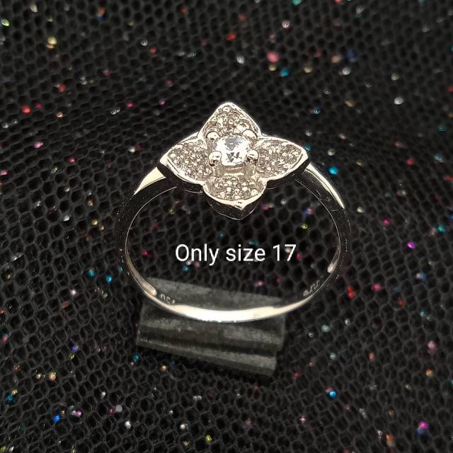 Cincin Emas 17 K - Putih 2.55gr Kadar 750 - 2640