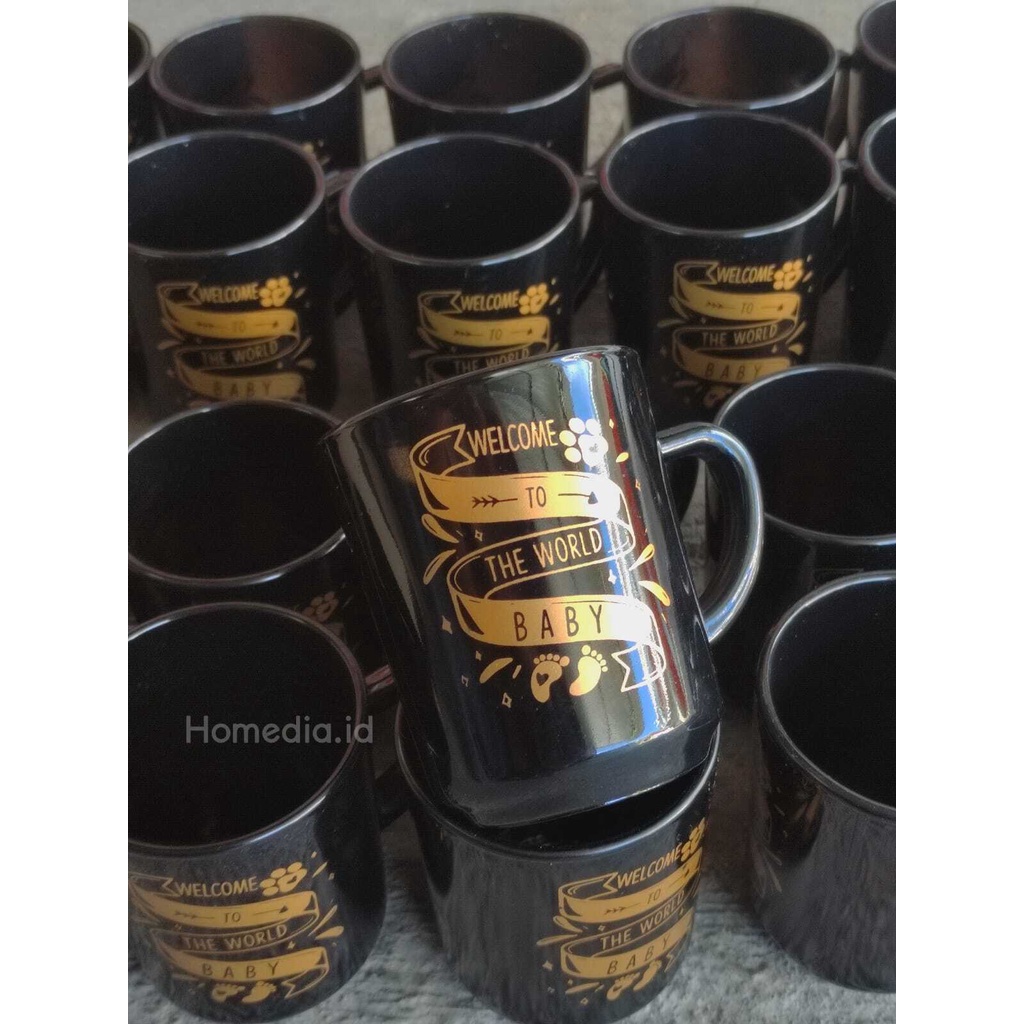Souvenir Pernikahan Gelas Gagang Hitam Sablon Gold Souvenir Gelas