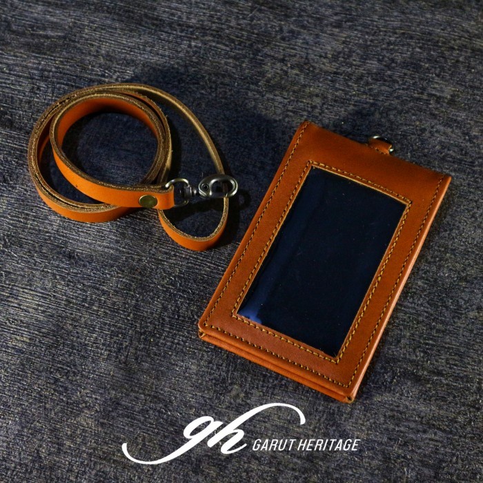 

ID Card Holder Kulit asli name tag flip warna tan