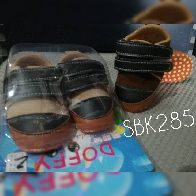 Sepatu baby