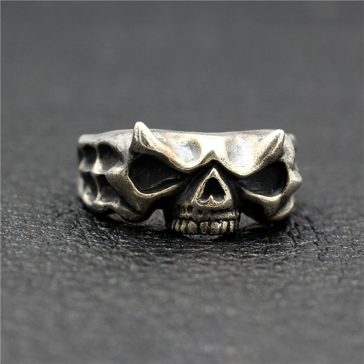 Lkyou New Men's Retro Handmade Skull Ring, Cute Death Gothic Skull Men's Ring Ring, Men's Plaid Punk Motorcycle Ring Jewelry