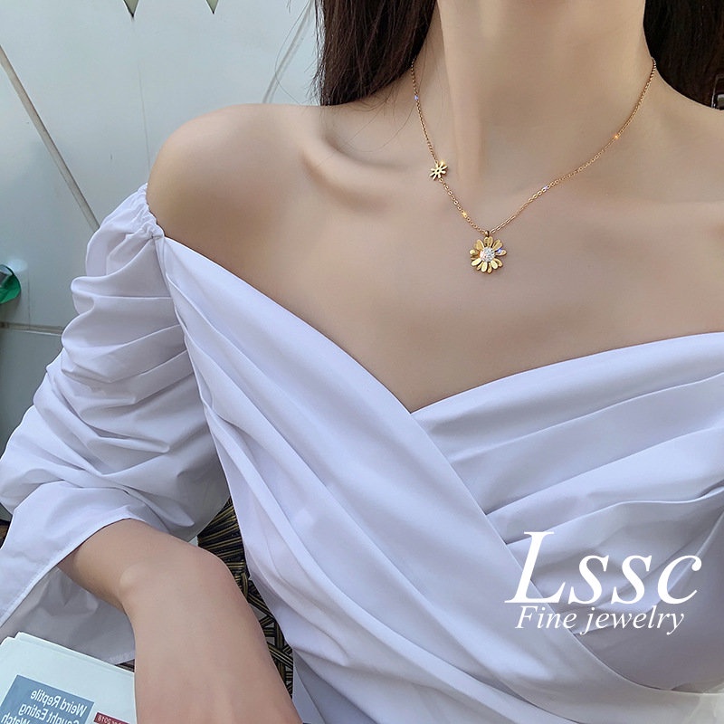 Kalung Titanium Bunga Daisy Cantik Fashion Korea Emas 18K Anti Karat Aksesoris Perhiasan Wanita