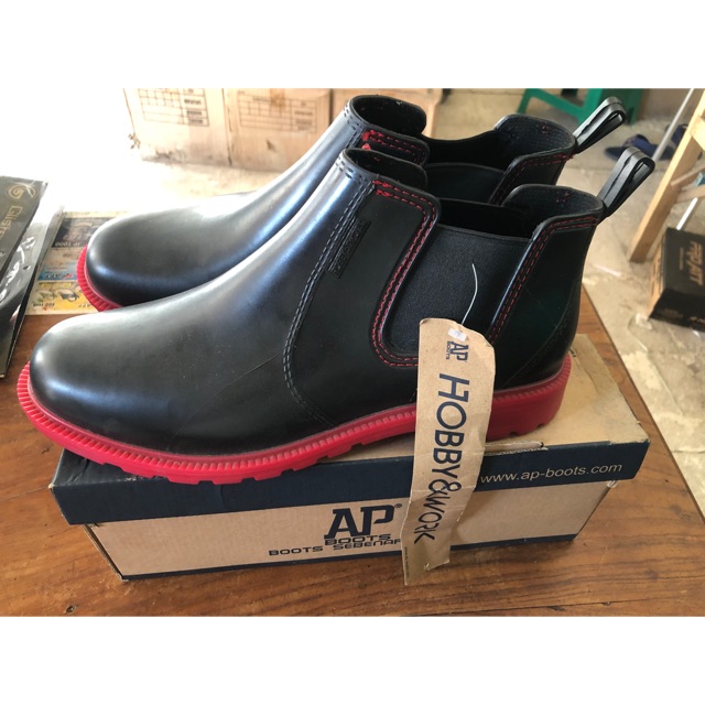Sepatu pria AP BOOTS