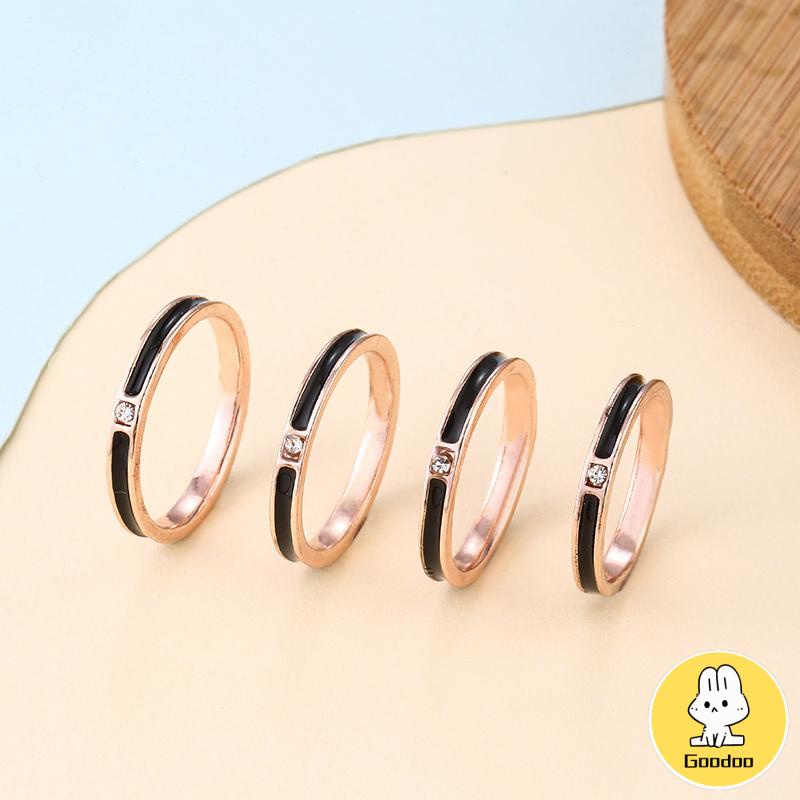 Cincin Wanita Titanium Stainless Steel Aksen Berlian Imitasi untuk Pria / Wanita Cincin hitam -Doo