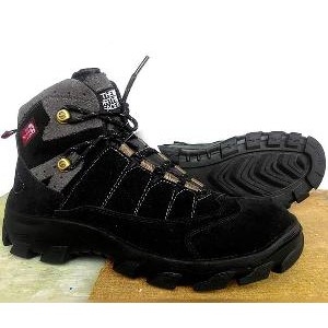Dijual Sepatu Gunung The North Face Berkualitas