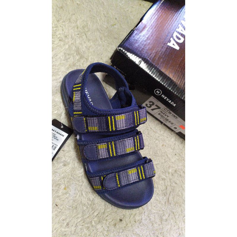 Sandal Gunung Wanita Nevada