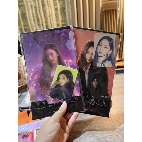 AESPA MD HOLOGRAM PHOTOCARD SET FOREVER LENTICULAR PHOTOCARD SET BLACK MAMBA KARINA