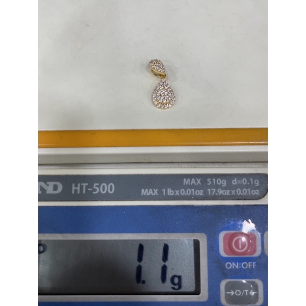 liontin mata zirkon mas kuning kadar 700 mas 22k
