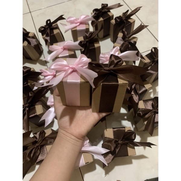 

Paket Hampers (KOTAK KOSONG TANPA ISI)
