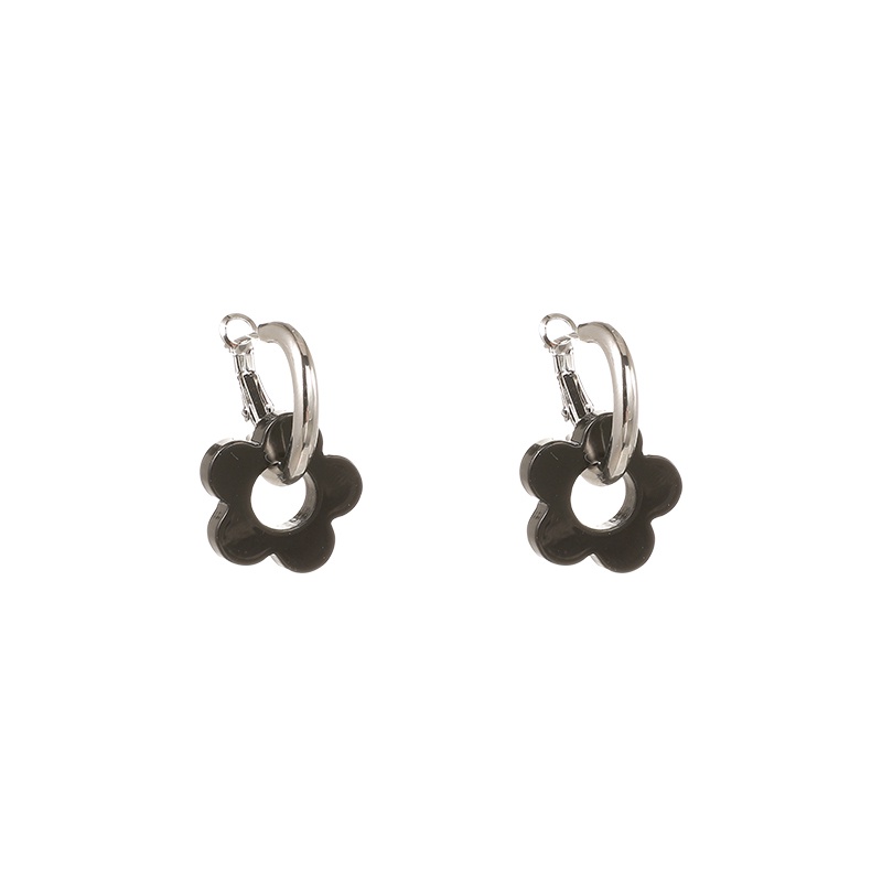 Anting Tusuk Motif Bunga Warna Hitam Untuk Wanita