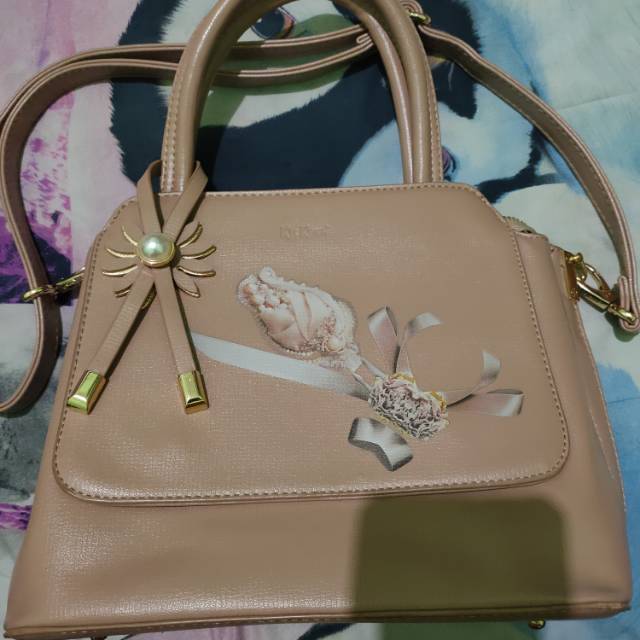 Preloved Tas Kickers