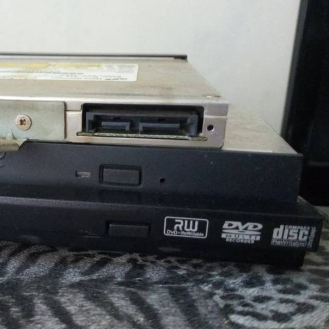 Sata DVD RW -laptop