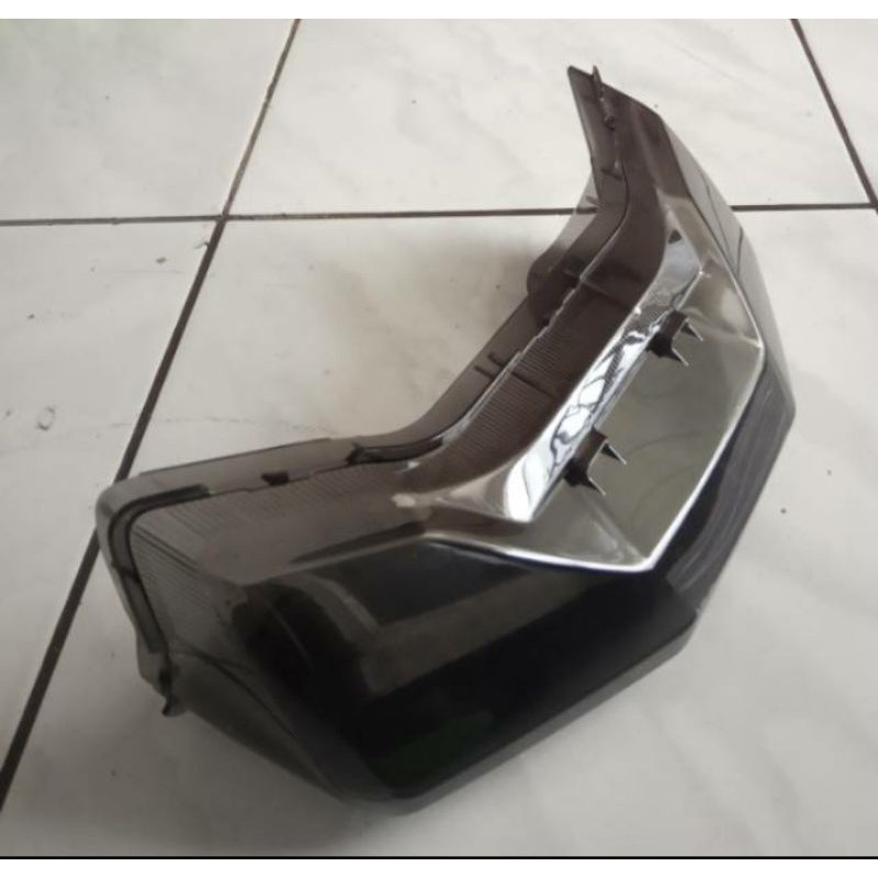 Kaca mika stoplamp motor Honda ADV Nemo smoke.