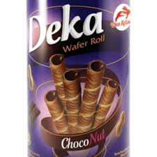 Deka Choco Nut Wafer Rolls Chocolate 360 gram