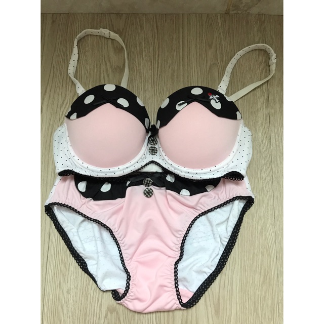 Young Hearts Bra Set 32B