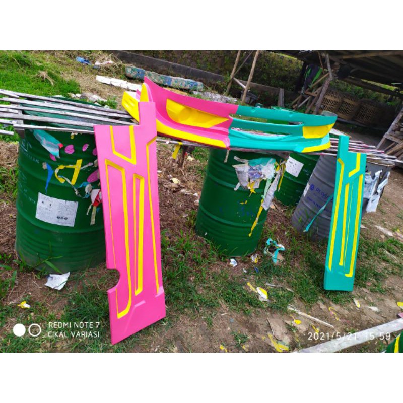 bemper depan Futura dan bemper samping