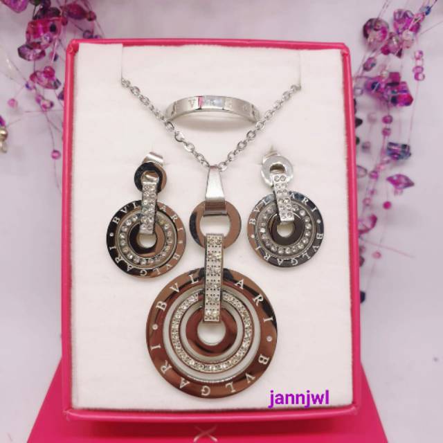 Kalung set titanium asli anti karat dan alergy