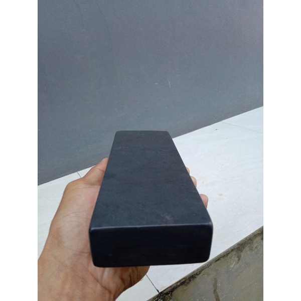 Batu asah untuk asah pisau sembelih (PINISHING)