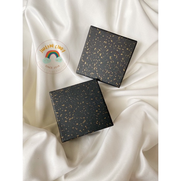 kotak perhiasan / kotak cincin / kotak set perhiasan / kotak anting / kotak kalung / kotak seserahan