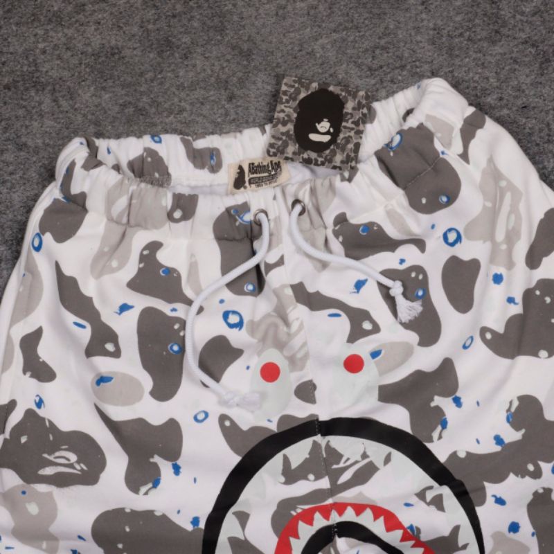 CELANA PENDEK SHORT PANTS BAPE SHARK CAMO WHITE GID FULLTAG &amp; LEBEL