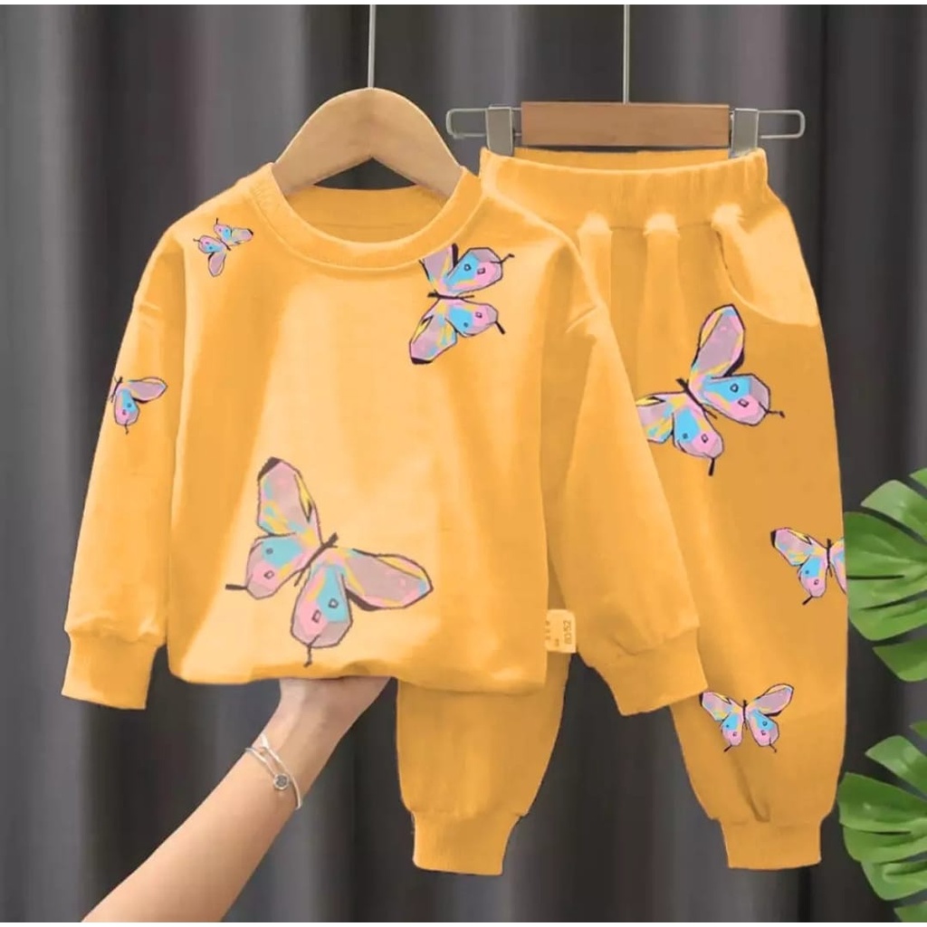 SETELAN ANAK SWEATER ANAK SETELAN SWEATER MOTiF BUTTERFLY UMUR 1-5 TAHUN SETELAN PEREMPUAN