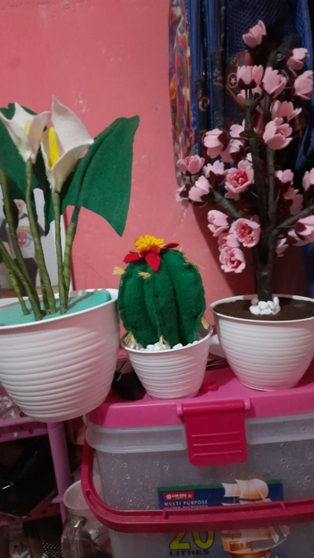 Pot Tawon 15 Cm Plastik