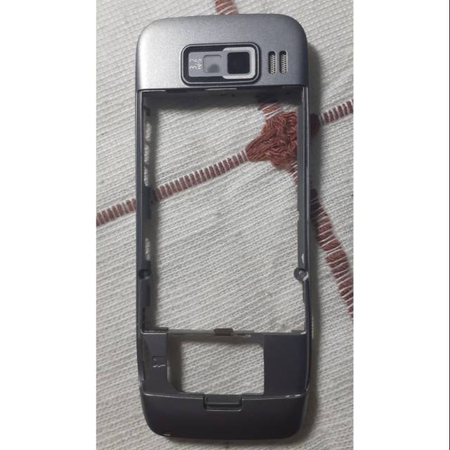 Tulang nokia E 52