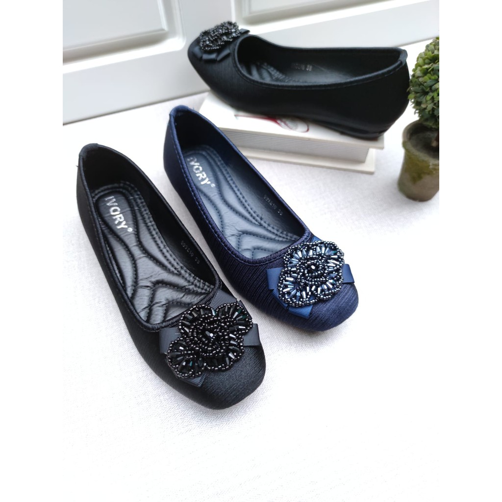 IVORY - Sepatu Wanita Flat Fashion Import Satin 993-E10