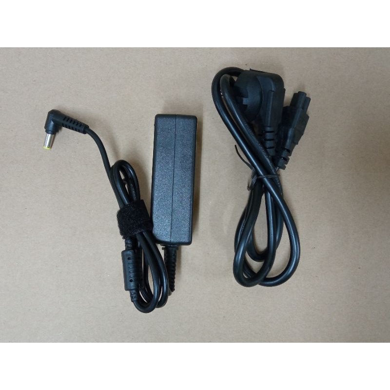 Adaptor Charger Acer 19V 2.37A DC 5.5*1.7mm for Acer Aspire ES1-512  ES1-711