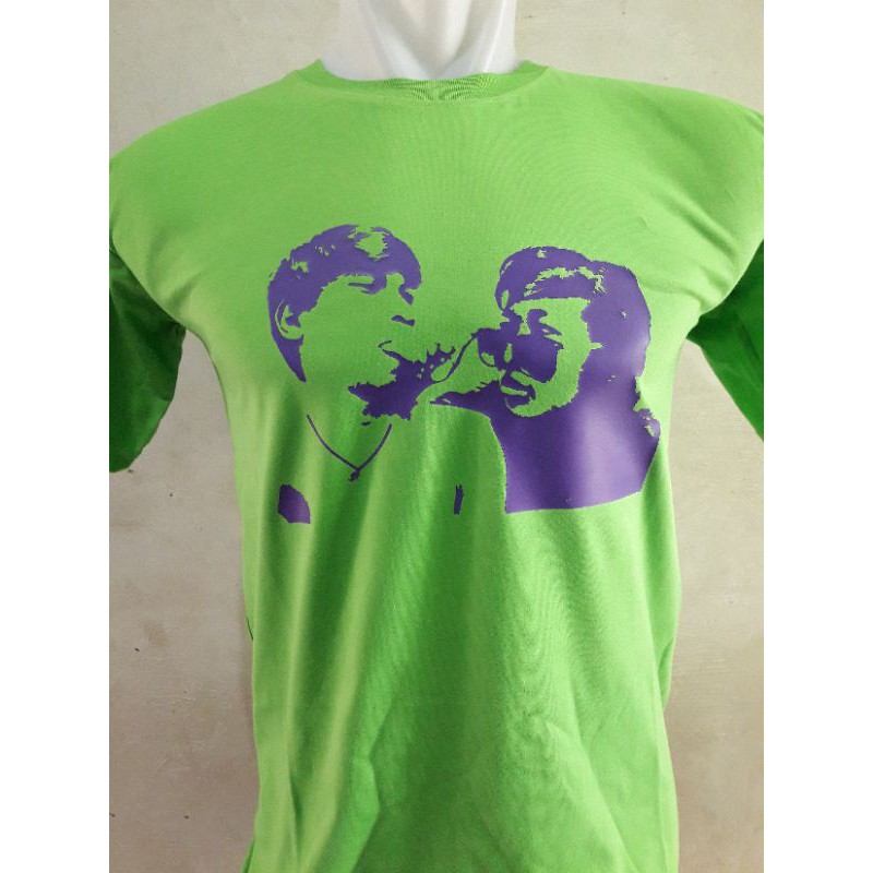 BAJU KAOS LUKISAN SILUET FOTO CUSTOM SUKA SUKA TERBAIK
