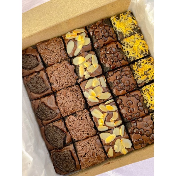 

Fudgy Brownies Premium