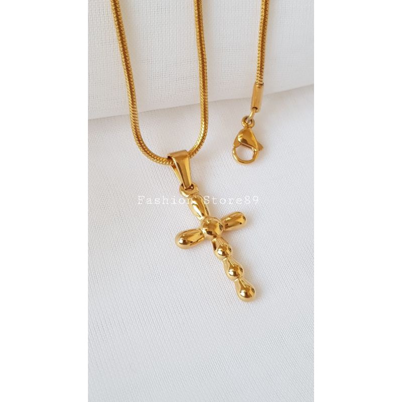 kalung fashion salib terbaru ready titanium gold white SN08