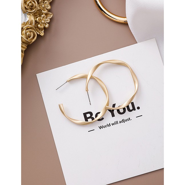 LRC Anting Tusuk Fashion Gold Irregular Bump Geometric Earrings D02391