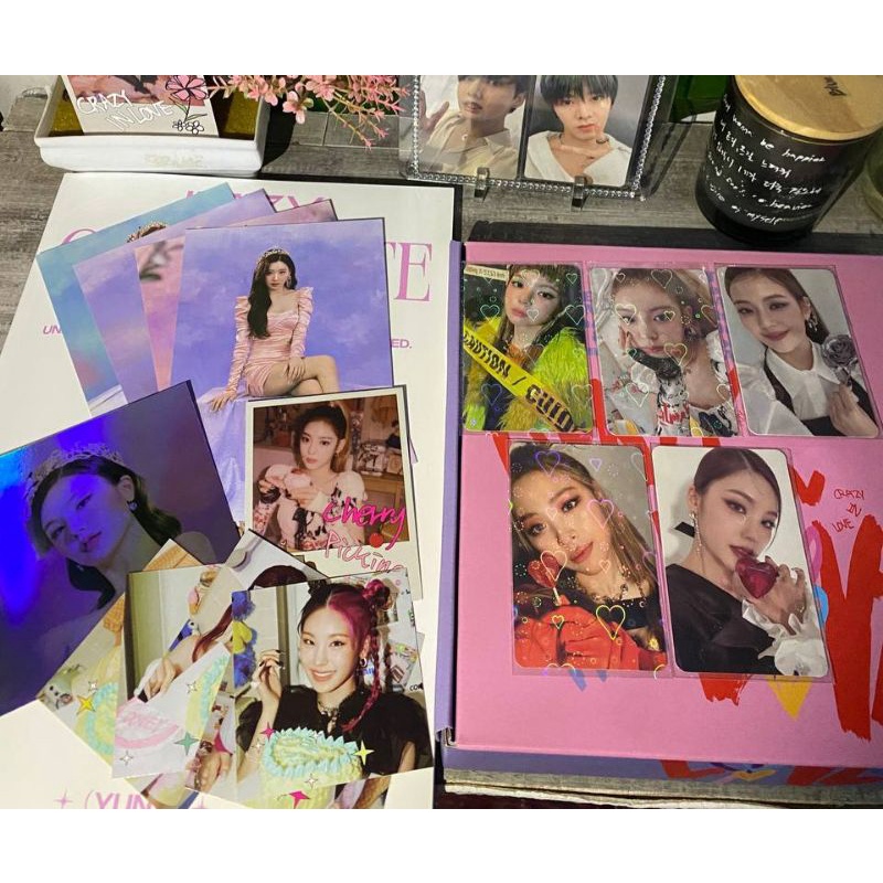 Photocard postcard holo Itzy Yeji Ryunjin Lia Guess Who Crazy In Love Checkmate