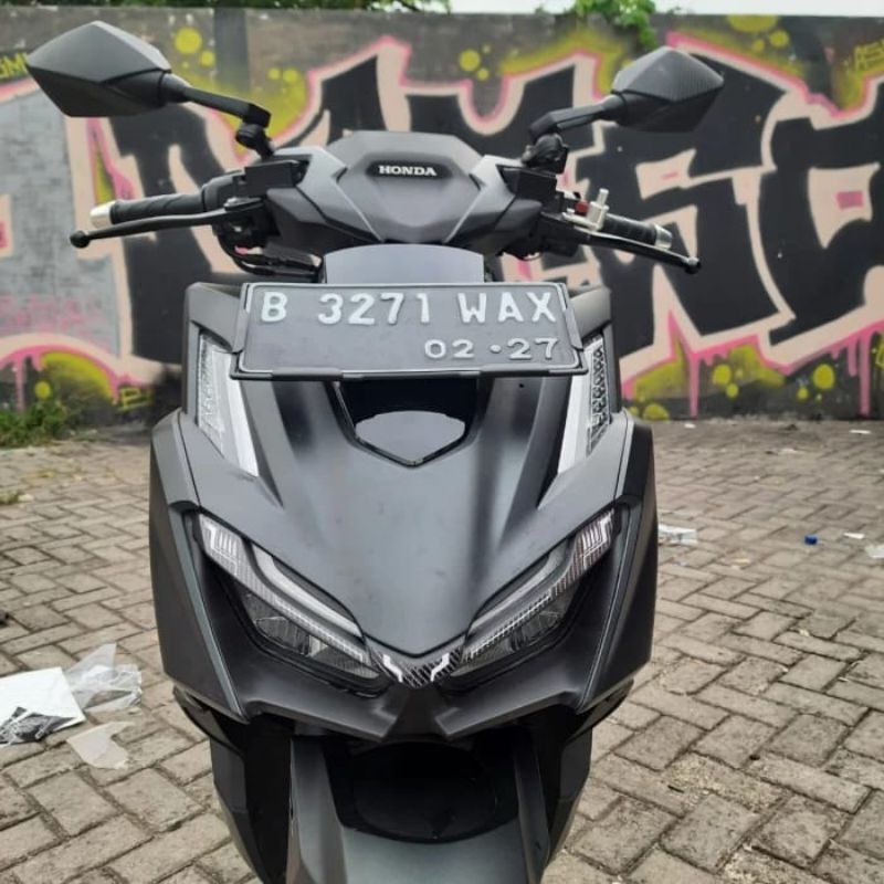 Stiker Sticker Carbon Atas Lampu Depan VARIO 160