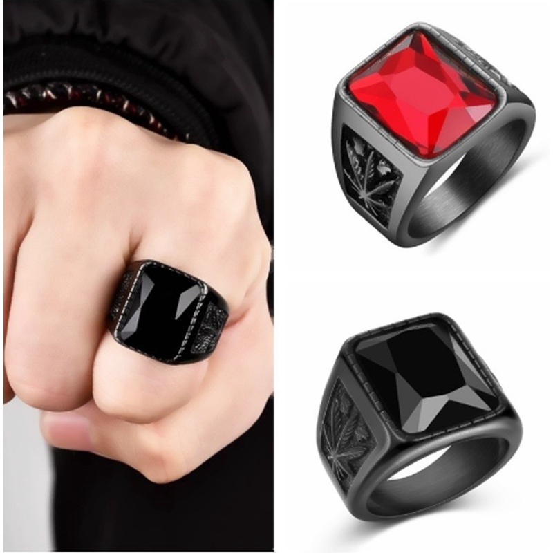 Cincin Ruby Hitam Bentuk Daun Maple Bahan Stainless Steel Gaya Vintage Untuk Pria