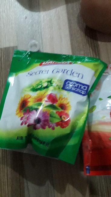 Dahlia Air Freshener One Of All 75 Gram