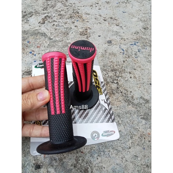 Sepasang Handgrip Grip Domino Garis Pink Hitam Universal Variasi Motor