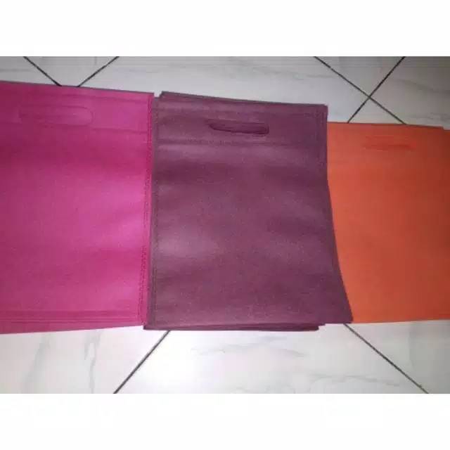 25x35cm Tas Kain/Spunbond