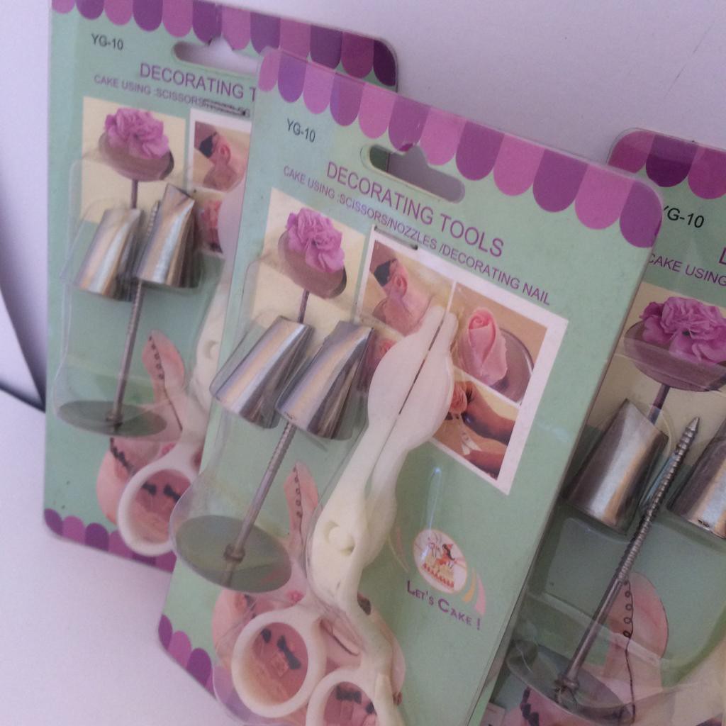 

GUNTING MAWAR SET - 169378