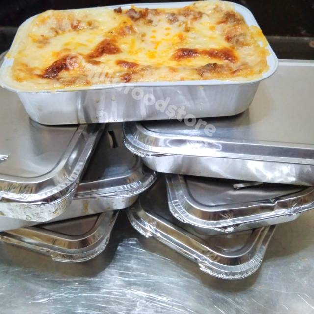 

Lasagna beef lasagna size medium bolognese topping mozarella