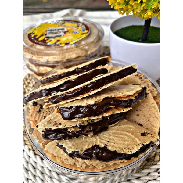 

KREPES MINI DOUBLE COKLAT