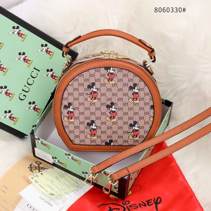 

Unik DISNEY X GUCCI MICKEY ROUNDED DOUBLE ZIPPER WITH BOX 8060330 Limited