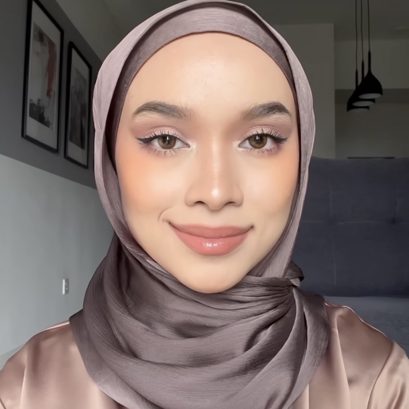 Pashmina Premium Satin Silk Malaysia Textured Crinkle (JAHIT TEPI KECIL SUPER RAPI)-Smoke