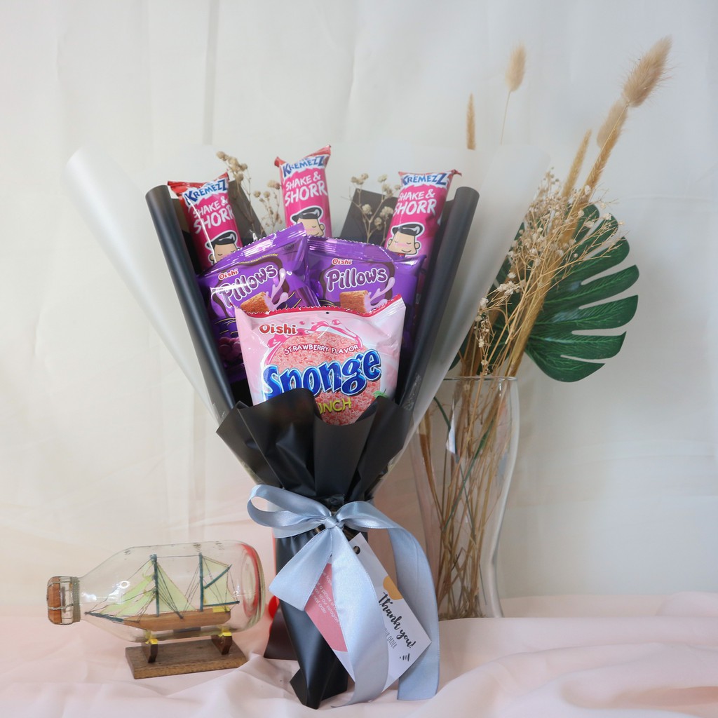 Mini Pink Bouquet Snack // Buket Snack dan Uang // Hadiah Ulangtahun // Hampers Gift // Hadiah Wisud