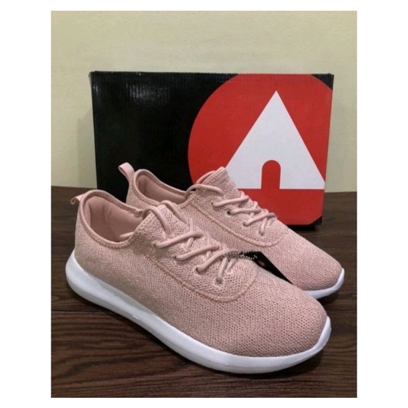 Grida Airwalk Sepatu Wanita Slip On Sneakers Diskon Preloved new pink size 39