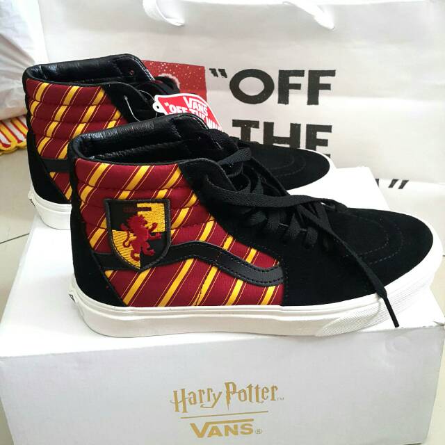 ORIGINAL 100% AUTHENTIC BNIBWT Vans x Harry Potter Sk8-Hi Gryffindor Multi