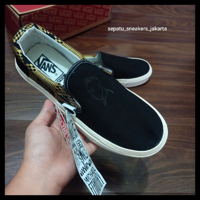 Sepatu VANS Slip On Motif